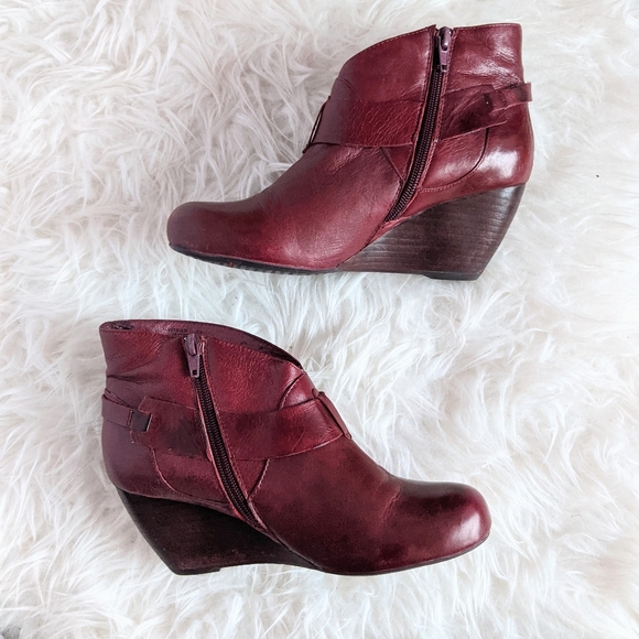 Miz Mooz Estelle Leather Wedge Ankle Booties 7.5 - Picture 2 of 14